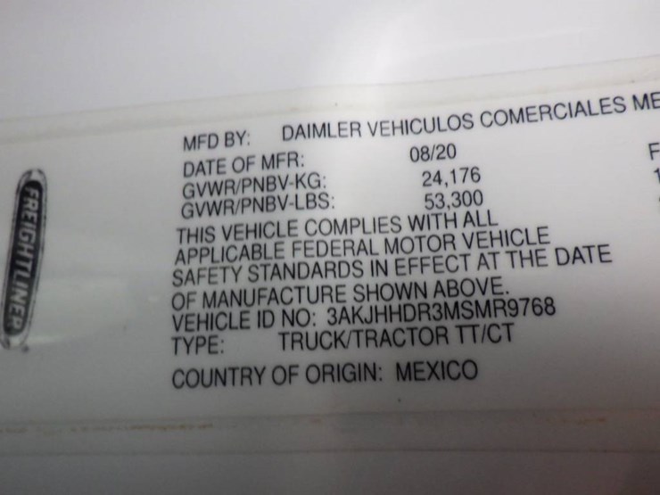 2021-freightliner-cascadia-126-image-12