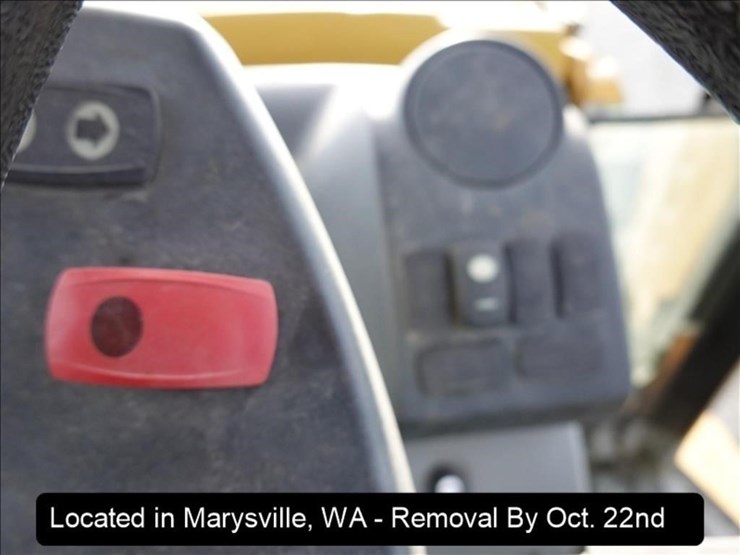 2014-caterpillar-420f-image-26