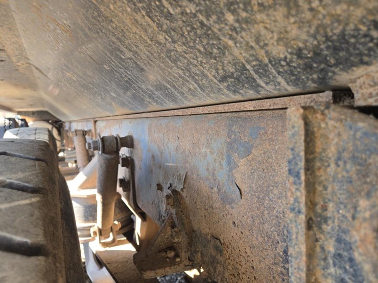 2003-caterpillar-c12-image-18