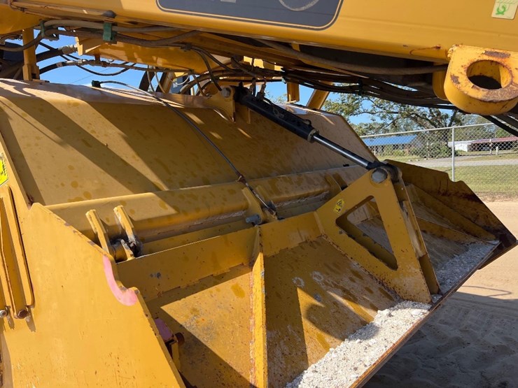 2015-caterpillar-rm-300-image-15