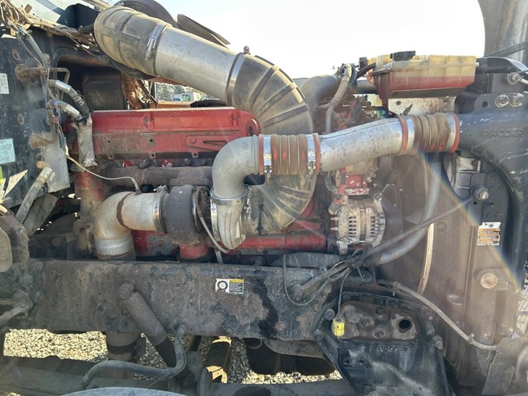 2009-peterbilt-386-image-43