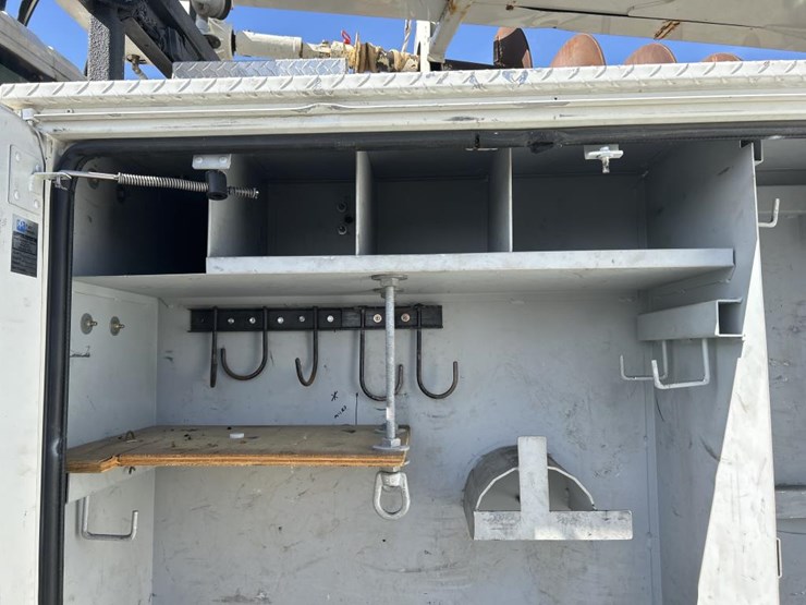 2012-terex-commander-5050-image-31
