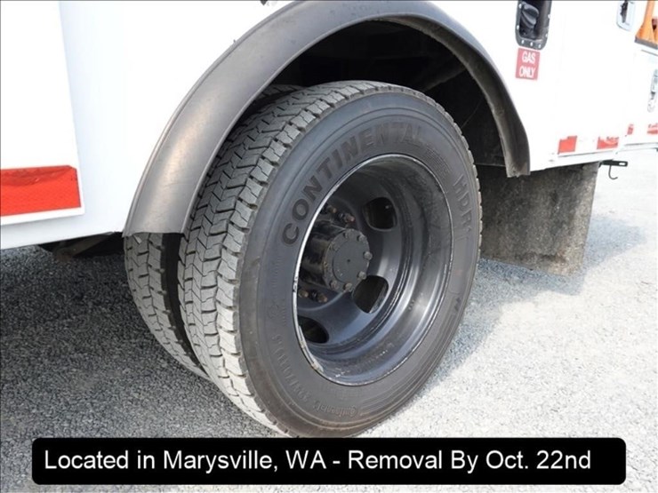 2014-ford-f550-image-31