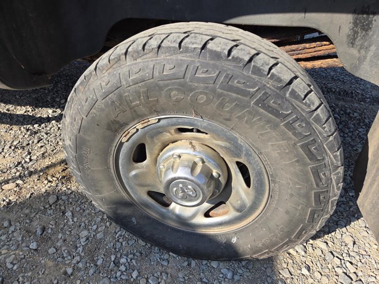 2000-dodge-2500-image-51