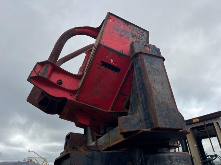 2013-caterpillar-559c-image-23