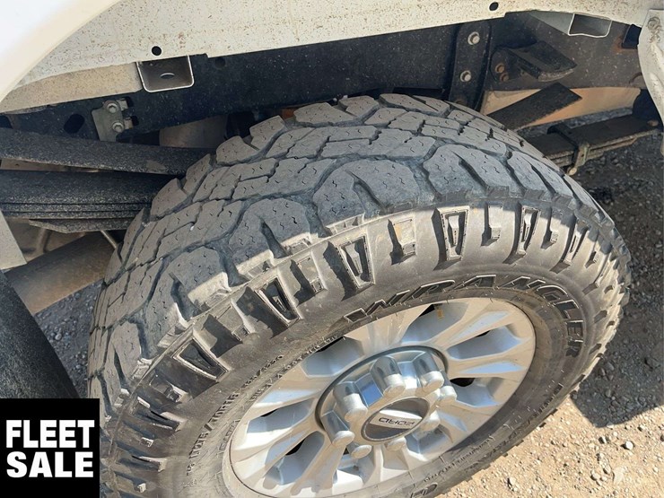 2020-ford-f350-image-9