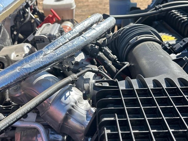 2023-chevrolet-silverado-6500hd-image-71