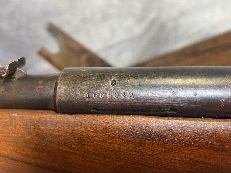 #4837-•-winchester-model-74-22-lr-semi-auto-rifle,-sn:-160604a-image-4