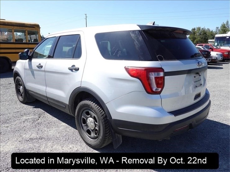 2018-ford-explorer-image-11