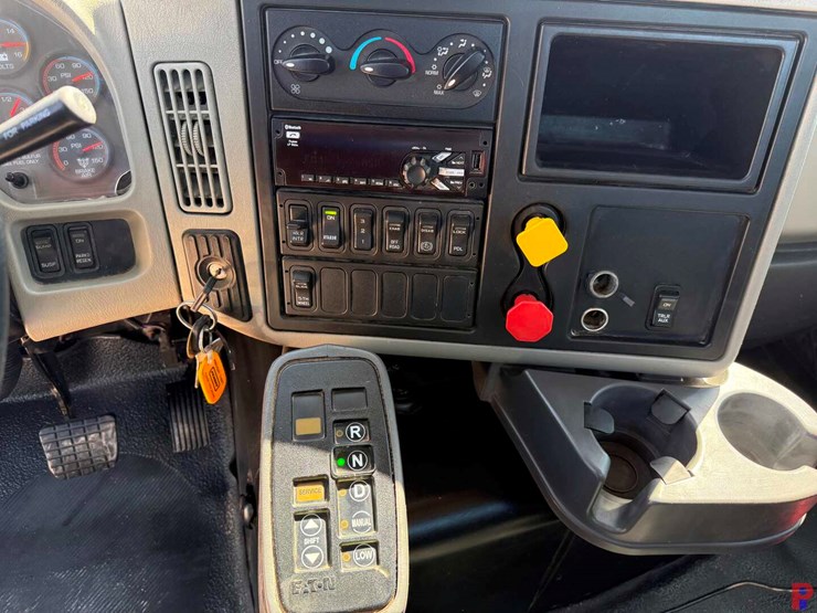 2018-international-transtar-8600-image-14