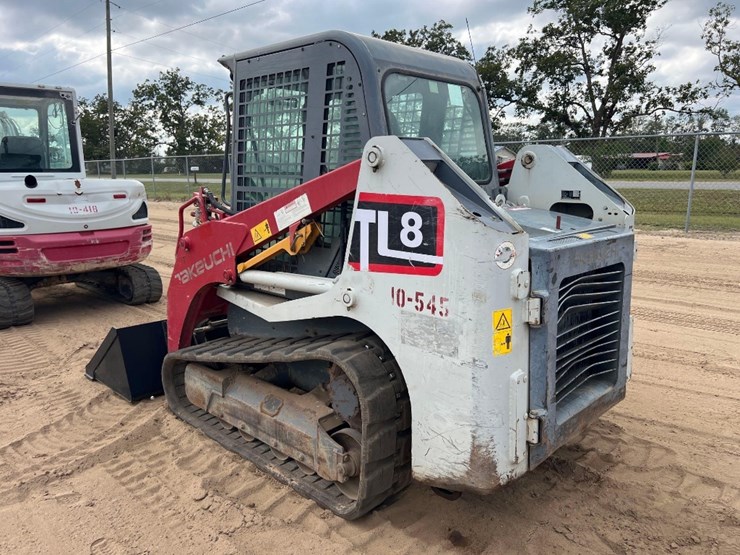 2019-takeuchi-tl8-image-2