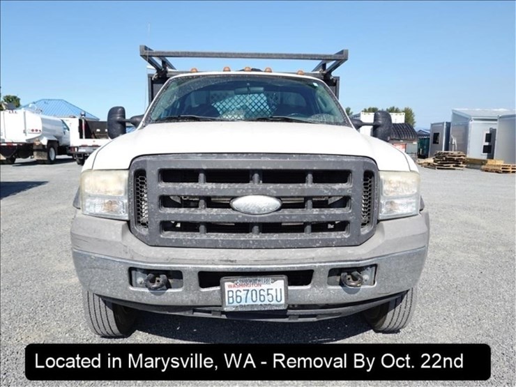 2005-ford-f450-image-17