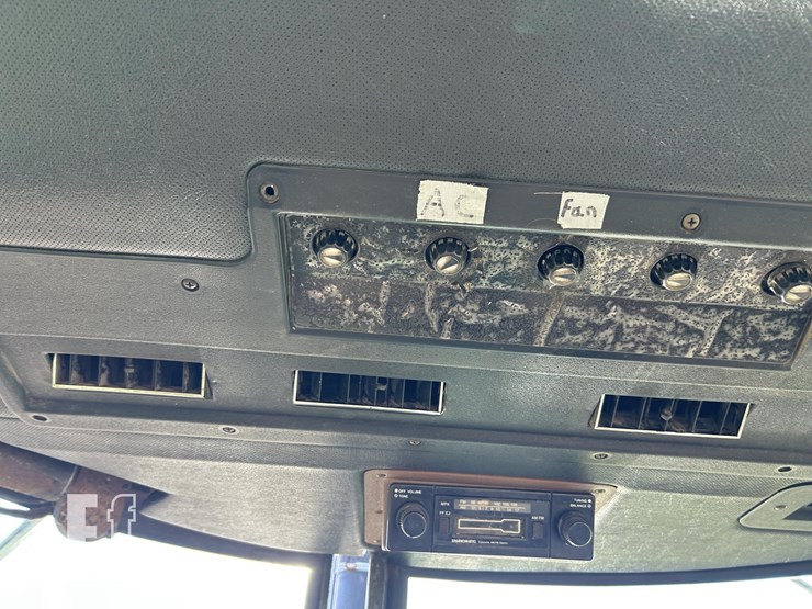 1979-john-deere-4640-image-44