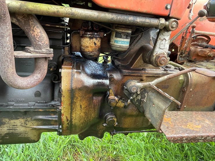 massey-ferguson-65-image-12