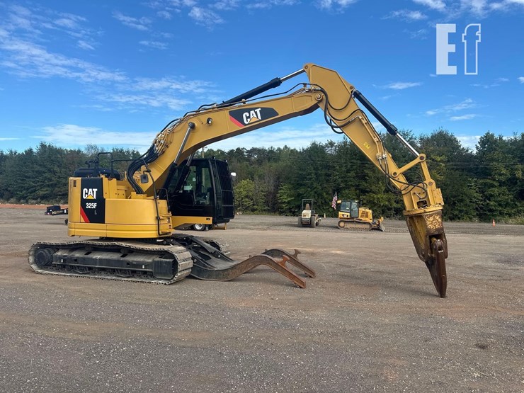 2018-caterpillar-325flcr-image-5