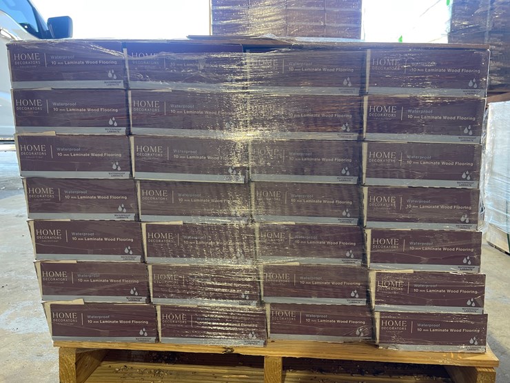 #613-•-approx.-589.68-sq-ft-|-brookhaven-heights-hickory-color-flooring-image-3