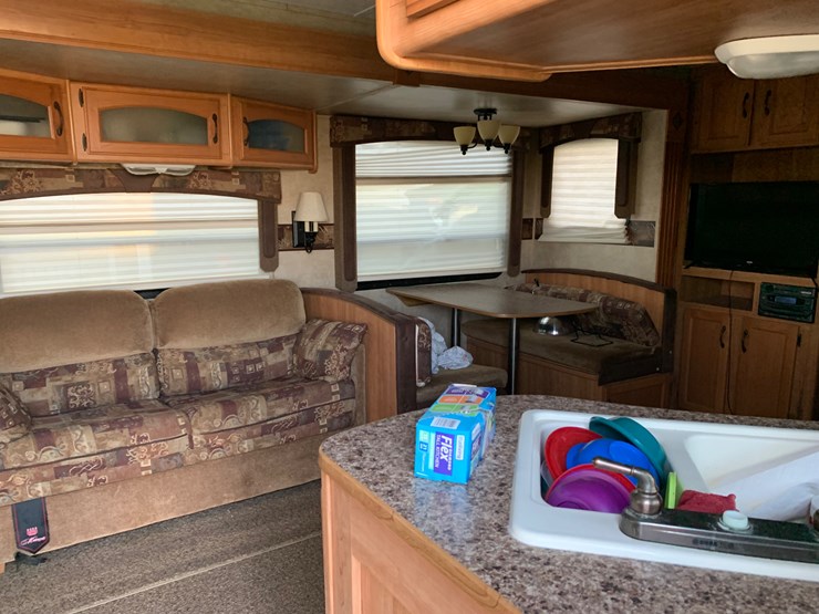#107-•-2008-keystone-sprinter-rv-image-9