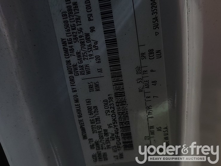 2019-ford-f450-image-24