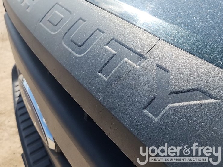2015-ford-f250-xl-image-15