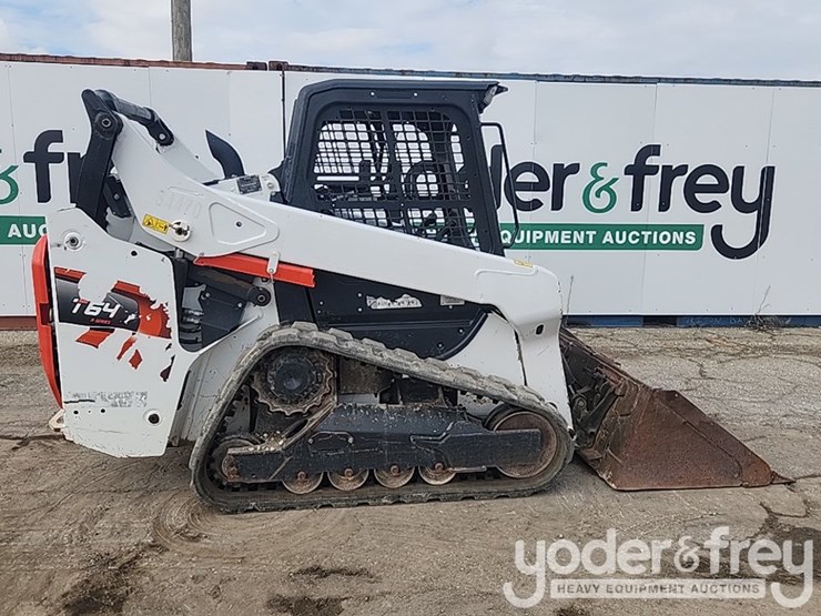 2022-bobcat-t64-image-6