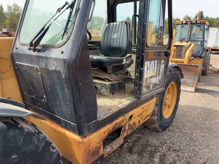 caterpillar-th63-image-10
