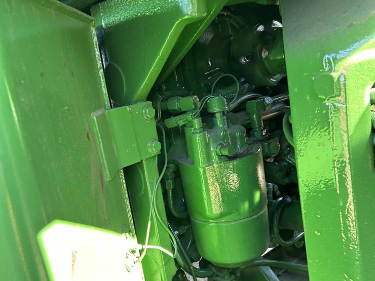 john-deere-8450-image-14