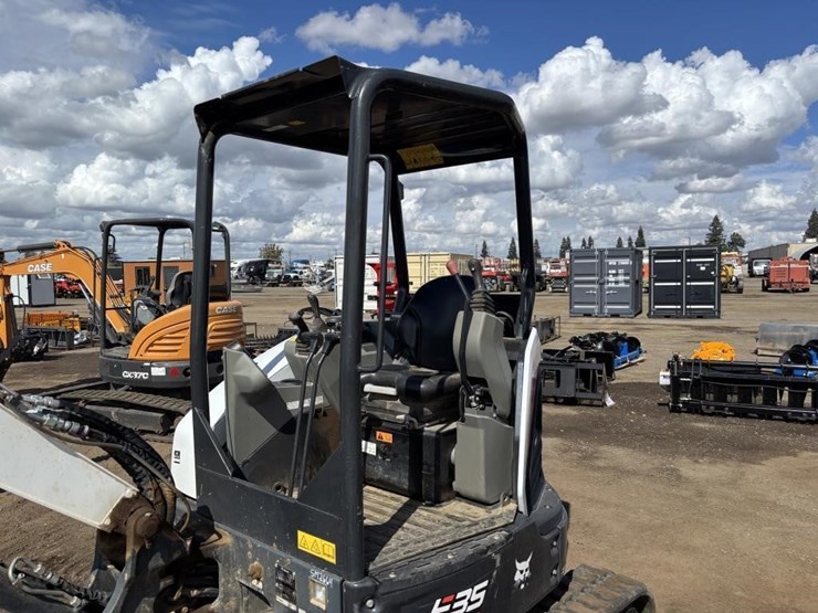 2023-bobcat-e35-image-26