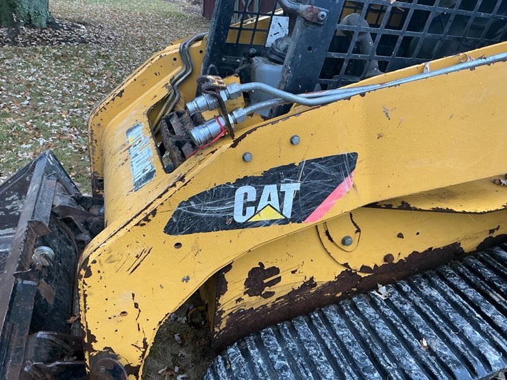2010-caterpillar-257b-image-20