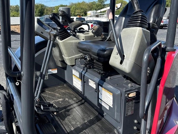 2021-yanmar-sv40-image-17