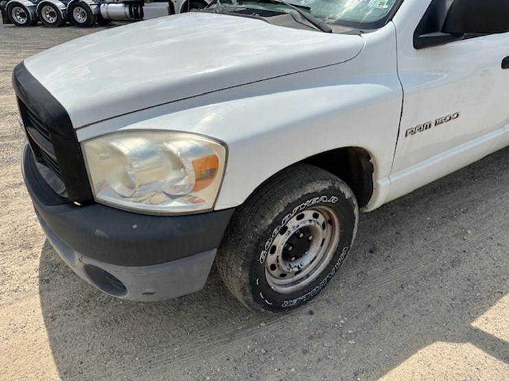 dodge-ram-1500-image-13