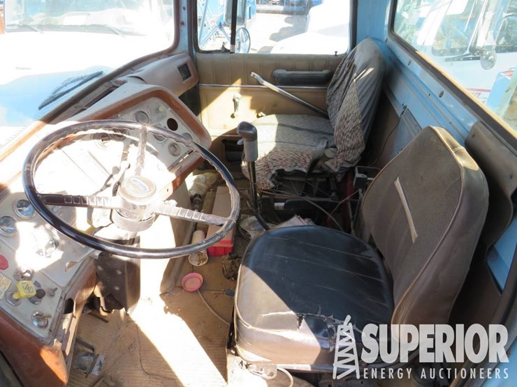 1987-ford-l9000-image-7