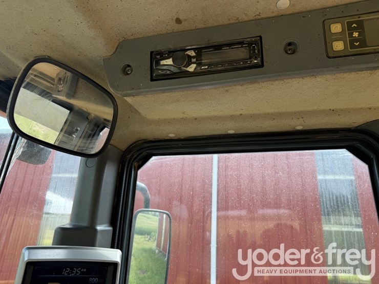 2011-hyundai-hl740-9-image-48