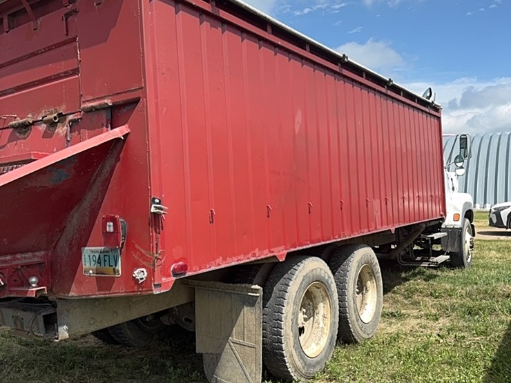 1995-ford-l9000-image-16