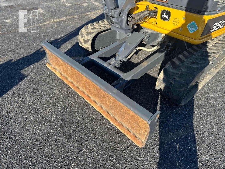 2021-deere-35g-image-6