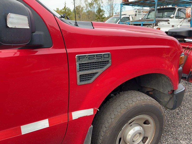 2008-ford-f250-image-19