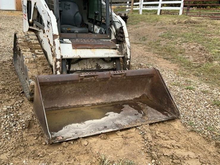 2008-bobcat-t190-image-10