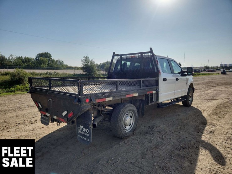 2017-ford-f350-image-4