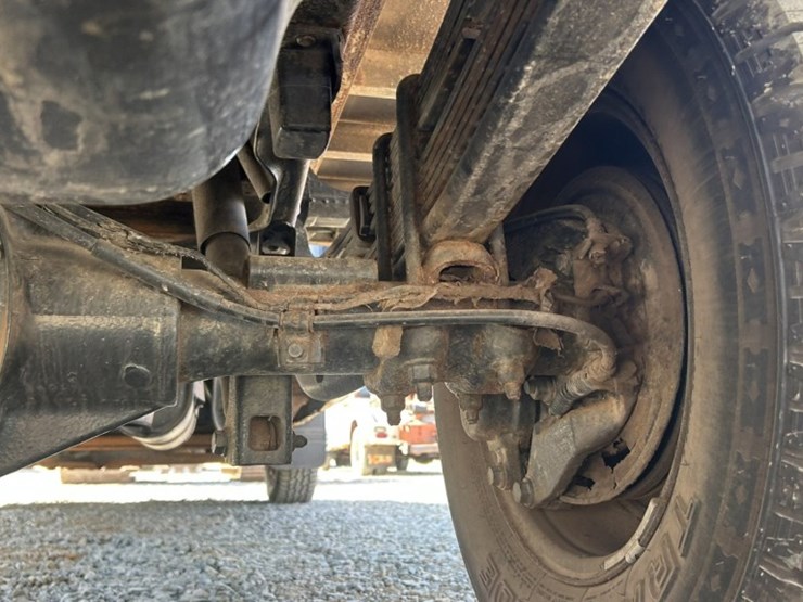 2008-chevrolet-silverado-3500-image-27