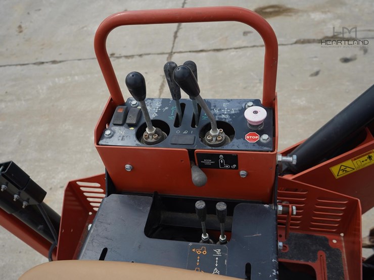2017-ditch-witch-rt45-image-28