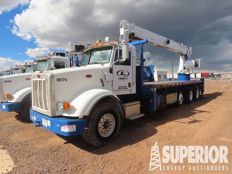 2008-peterbilt-365-image-1