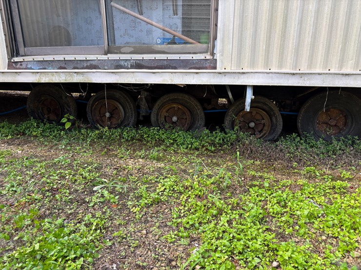 #204-•-new-horizon-mobile-home-image-16