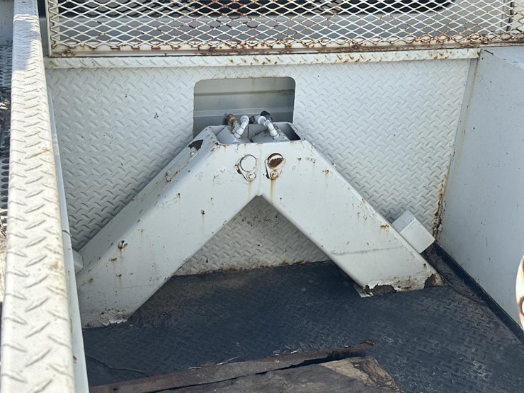 2006-international-durastar-4300-image-34