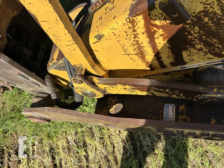 deere-200-lc-image-40