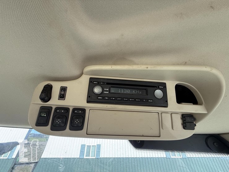 john-deere-6175r-image-14