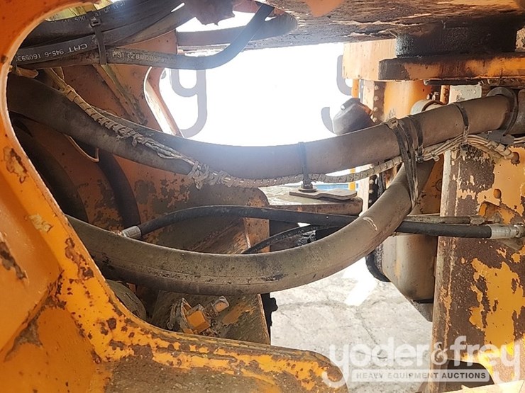 caterpillar-966d-image-15