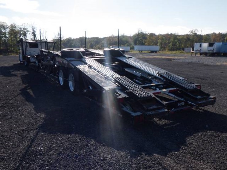 2018-peterbilt-389-image-9