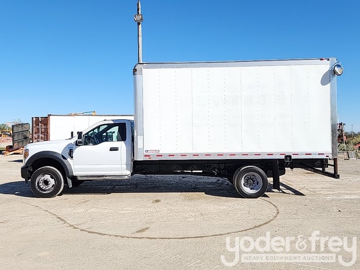 2019-ford-f450-image-2