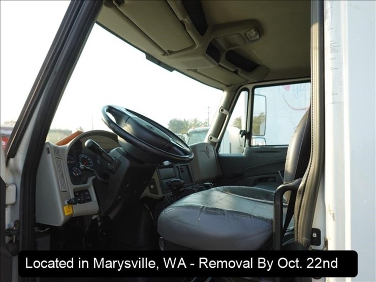 2011-international-durastar-4300-image-8