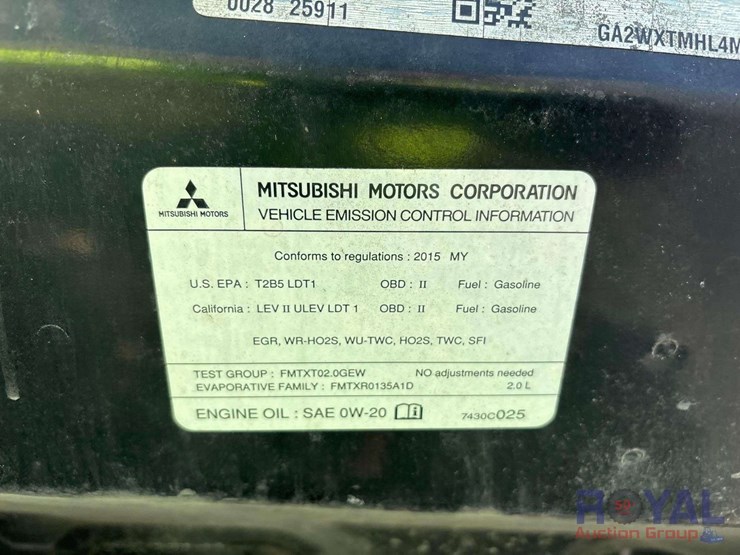 2015-mitsubishi-outlander-image-11