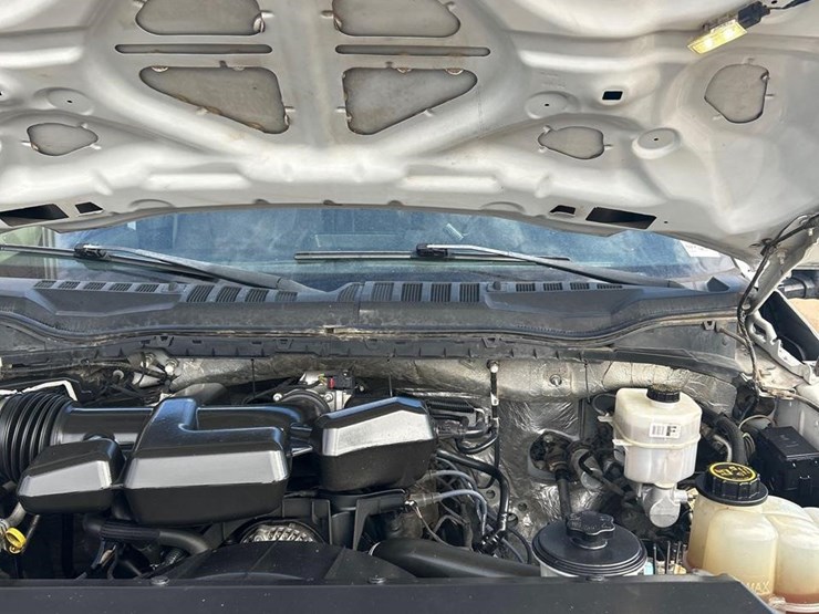 2019-ford-f350-xl-image-42